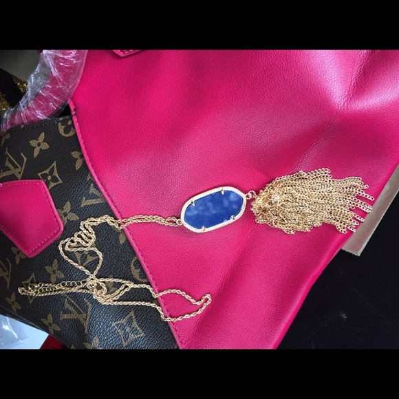 Blue faux stone necklace with tassel. - Picture 2 of 2